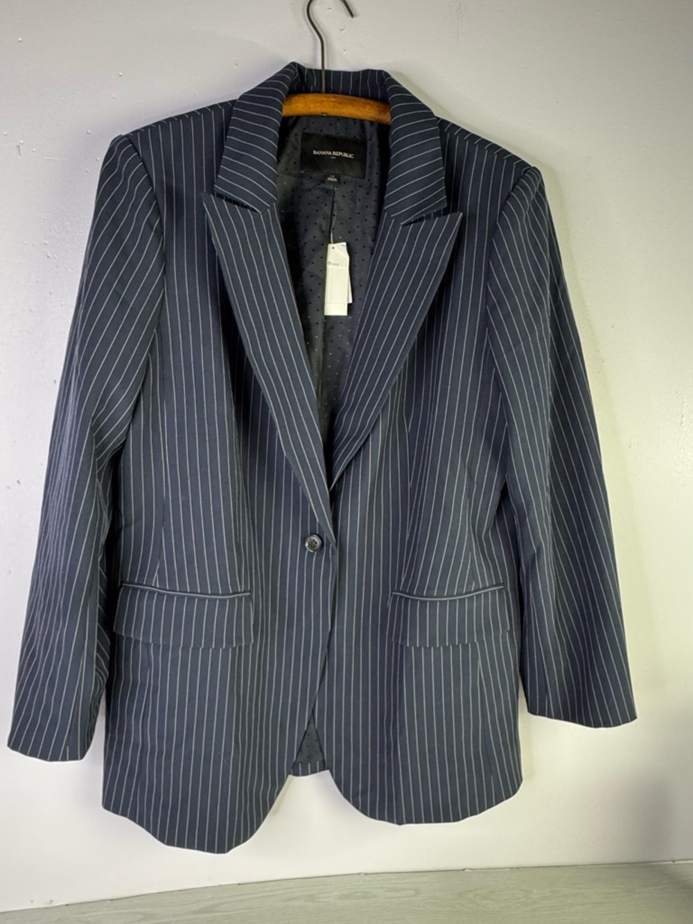 NWT Banana Republic Navy Pinstripe Blazer size 14